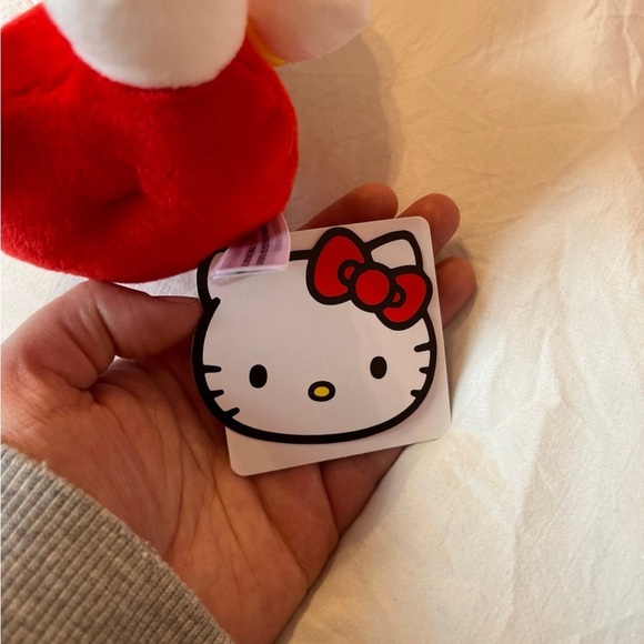 Hello Kitty 6 Inch Plush - Picture 2 of 3